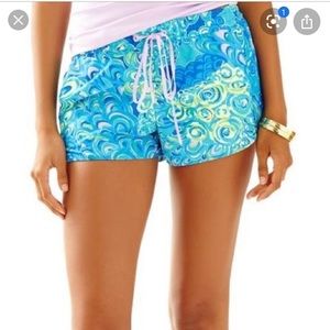 Lilly Pulitzer Runaround shorts